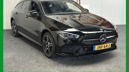 Zwart Gebruikt 2022 Mercedes CLA250 Shooting Brake AMG line Stationwagen | € 33.940 (Eerlijke prijs)