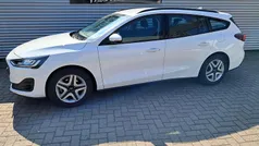 Wit Gebruikt 2022 Ford Focus Stationwagen | € 15.745 (Eerlijke prijs)