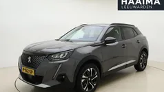 Grijs Gebruikt 2022 Peugeot 2008 Allure SUV | € 17.945 (Eerlijke prijs)