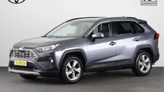 Ash grey metallic (donker grijs metallic) Gebruikt 2020 Toyota RAV4 SUV | € 24.995 (Eerlijke prijs)