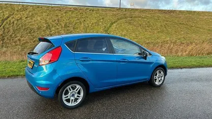 Occasion Ford Fiesta Titanium 101 PK (74 kW) 2013 Blauw Hatchback