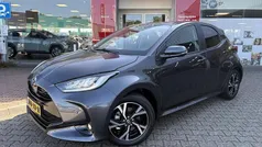 Grijs Nieuw 2025 Toyota Yaris Hatchback | € 27.700 (Eerlijke prijs)