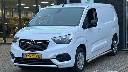 Wit Occasion 2023 Opel Combo S Van | € 14.999 (Goede deal)