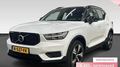 Occasion 2022 Volvo XC40 R-Design SUV | € 26.940 (Eerlijke prijs)