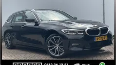 Gebruikt 2021 BMW 318 Executive Stationwagen | € 24.700 (Eerlijke prijs)