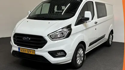 Occasion 2023 Ford Transit Custom Trend Van | € 31.490 (Super prijs)