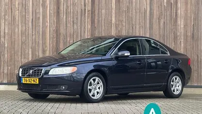Blauw (metallic) Occasion 2007 Volvo S80 Momentum Sedan | € 4.950 (Eerlijke prijs)