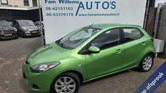 Groen, metallic lak Gebruikt 2008 Mazda 2 Touring Hatchback | € 3.993 (Eerlijke prijs)