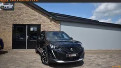 Zwart, andere lak Gebruikt 2021 Peugeot 2008 GT-line SUV | € 16.900 (Goede deal)