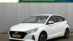 Wit Gebruikt 2024 Hyundai i20 Comfort Hatchback | € 23.485 (Eerlijke prijs)