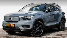 Grijs Gebruikt 2021 Volvo XC40 Core SUV | € 21.440 (Eerlijke prijs)