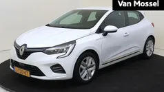 Gebruikt 2020 Renault Clio V Zen Hatchback | € 12.735 (Eerlijke prijs)