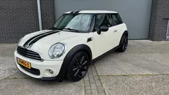 Wit Gebruikt 2011 Mini ONE Business Hatchback | € 4.450 (Eerlijke prijs)