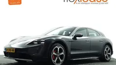Grijs metallic Gebruikt 2022 Porsche Taycan Cross Turismo Sedan | € 69.900 (Eerlijke prijs)