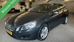 Grijs Gebruikt 2013 Volvo V60 Momentum Stationwagen | € 9.990 (Eerlijke prijs)