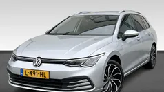Grijs Gebruikt 2021 VW Golf VIII Life Stationwagen | € 20.925 (Eerlijke prijs)