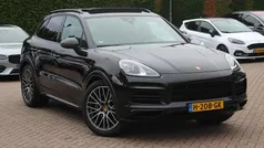 Zwart Gebruikt 2017 Porsche Cayenne SUV | € 57.950 (Eerlijke prijs)