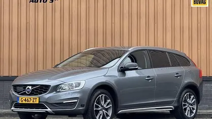 Occasion Volvo V60 CC Summum 245 PK (180 kW) 2016 Grijs Stationwagen