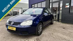 Blauw Gebruikt 2007 VW Golf V Trendline Hatchback | € 3.195 (Eerlijke prijs)