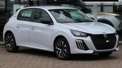 Gebruikt 2025 Peugeot 208 Style Hatchback | € 30.545 (Eerlijke prijs)