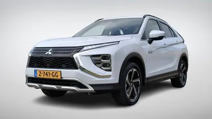Gebruikt 2024 Mitsubishi Eclipse Cross Intense+ SUV | € 29.189 (Eerlijke prijs)