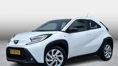 Wit Gebruikt 2022 Toyota Aygo Hatchback | € 19.999 (Eerlijke prijs)