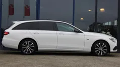 Wit Gebruikt 2021 Mercedes E300 Avantgarde Stationwagen | € 35.900 (Eerlijke prijs)