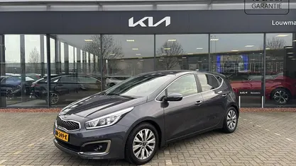 Grijs Occasion 2017 Kia Ceed Hatchback | € 11.440 (Eerlijke prijs)