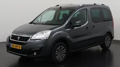 Grijs Gebruikt 2017 Peugeot Partner Active MPV | € 12.895 (Eerlijke prijs)