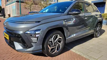 Occasion Hyundai Kona N Line 92 PK (67 kW) 2025 Grijs SUV