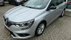 Grijs Gebruikt 2017 Renault Mégane GrandTour LIMITED Stationwagen | € 13.950 (Eerlijke prijs)