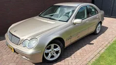 Beige Gebruikt 2002 Mercedes C180 Elegance Sedan | € 1.950 (Eerlijke prijs)