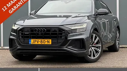 Grijs (metallic) Gebruikt 2023 Audi Q8 Competition SUV | € 70.895 (Super prijs)