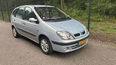 Grijs Gebruikt 2002 Renault Scénic Authentique MPV | € 1.450 (Eerlijke prijs)