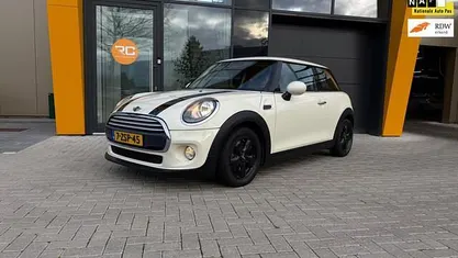 Wit Gebruikt 2015 Mini Cooper Hatchback | € 9.950 (Super prijs)