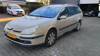 Beige (metallic) Gebruikt 2005 Citroën C5 Prestige Stationwagen | € 850 (Eerlijke prijs)