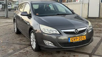 Gebruikt 2012 Opel Astra Selection Stationwagen | € 4.999 (Goede deal)