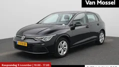 Gebruikt 2022 VW Golf VIII Life Hatchback | € 18.400 (Super prijs)