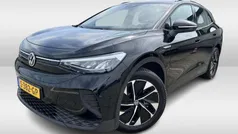 Zwart Gebruikt 2023 VW ID.4 Pro SUV | € 29.950 (Eerlijke prijs)