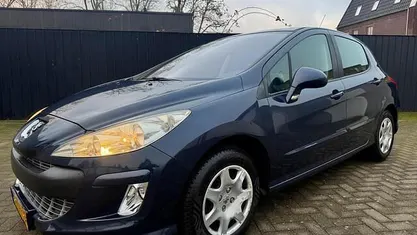 Occasion 2008 Peugeot 308 Hatchback | € 3.990 (Eerlijke prijs)