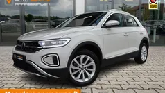 Gebruikt 2024 VW T-Roc Style SUV | € 32.750 (Eerlijke prijs)