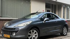 Grijs Gebruikt 2009 Peugeot 207 CC Cabriolet | € 1.999 (Goede deal)