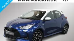 Blauw Gebruikt 2021 Toyota Yaris Hybrid Plus Hatchback | € 22.200 (Eerlijke prijs)