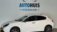 Wit Gebruikt 2016 Alfa Romeo Giulietta Veloce Hatchback | € 17.500 (Eerlijke prijs)