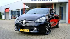 Gebruikt 2015 Renault Clio IV Night&Day Hatchback | € 6.500 (Eerlijke prijs)