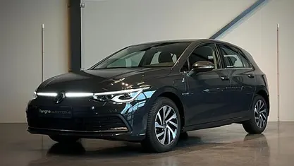 Occasion 2022 VW Golf VIII Sport Hatchback | € 25.990 (Super prijs)