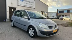 Gebruikt 2004 Renault Scénic II Basis MPV | € 999 (Eerlijke prijs)