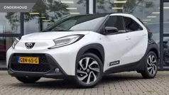Wit Gebruikt 2024 Toyota Aygo Pulse Hatchback | € 18.495 (Eerlijke prijs)