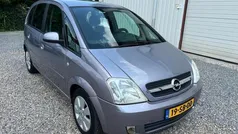 Paars Gebruikt 2005 Opel Meriva Cosmo MPV | € 1.999 (Eerlijke prijs)