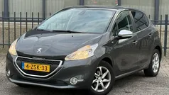 Gebruikt 2015 Peugeot 208 Style Hatchback | € 3.499 (Super prijs)